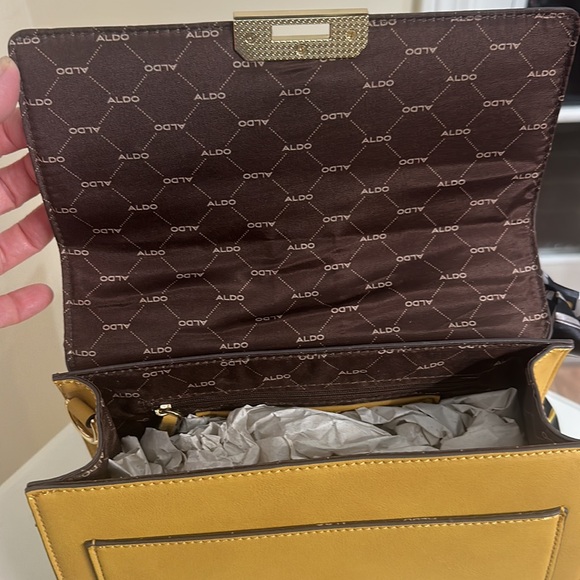 ALDO yellow/gold faux leather handbag with scarf NWT - Picture 9 of 14